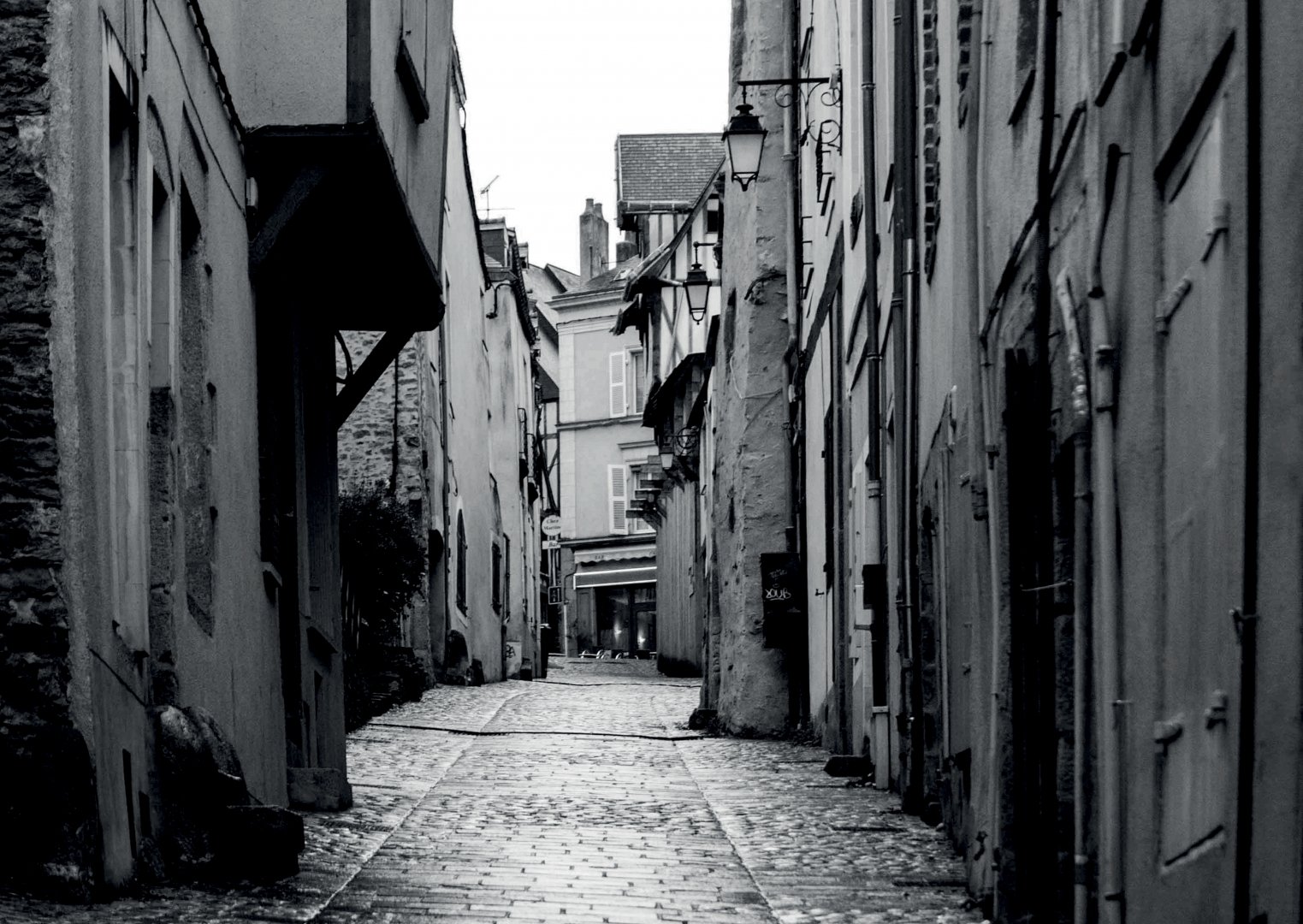 Bernard-A.-Une-rue-de-Laval-55x39.jpg