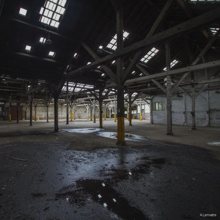 11-Hangars.jpg