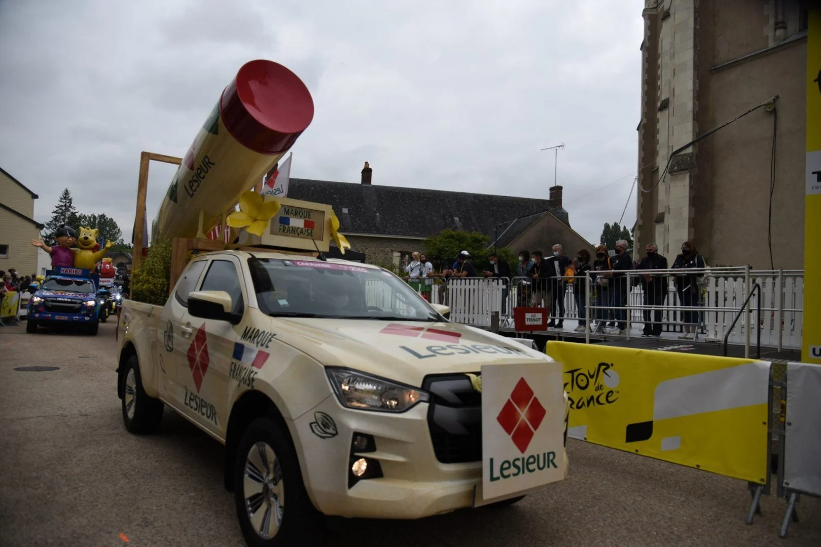TDF2021-caravane_021.jpg