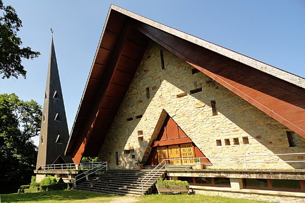 13-Chapelle-Ste-Croix-à-ORVEAU-49-1.jpg