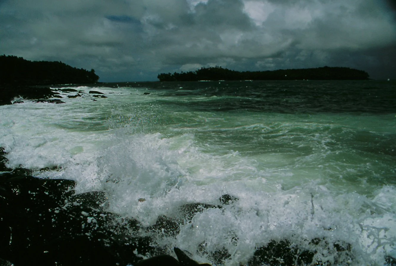 Orage-montant-sur-les-Iles-du-salut.jpg