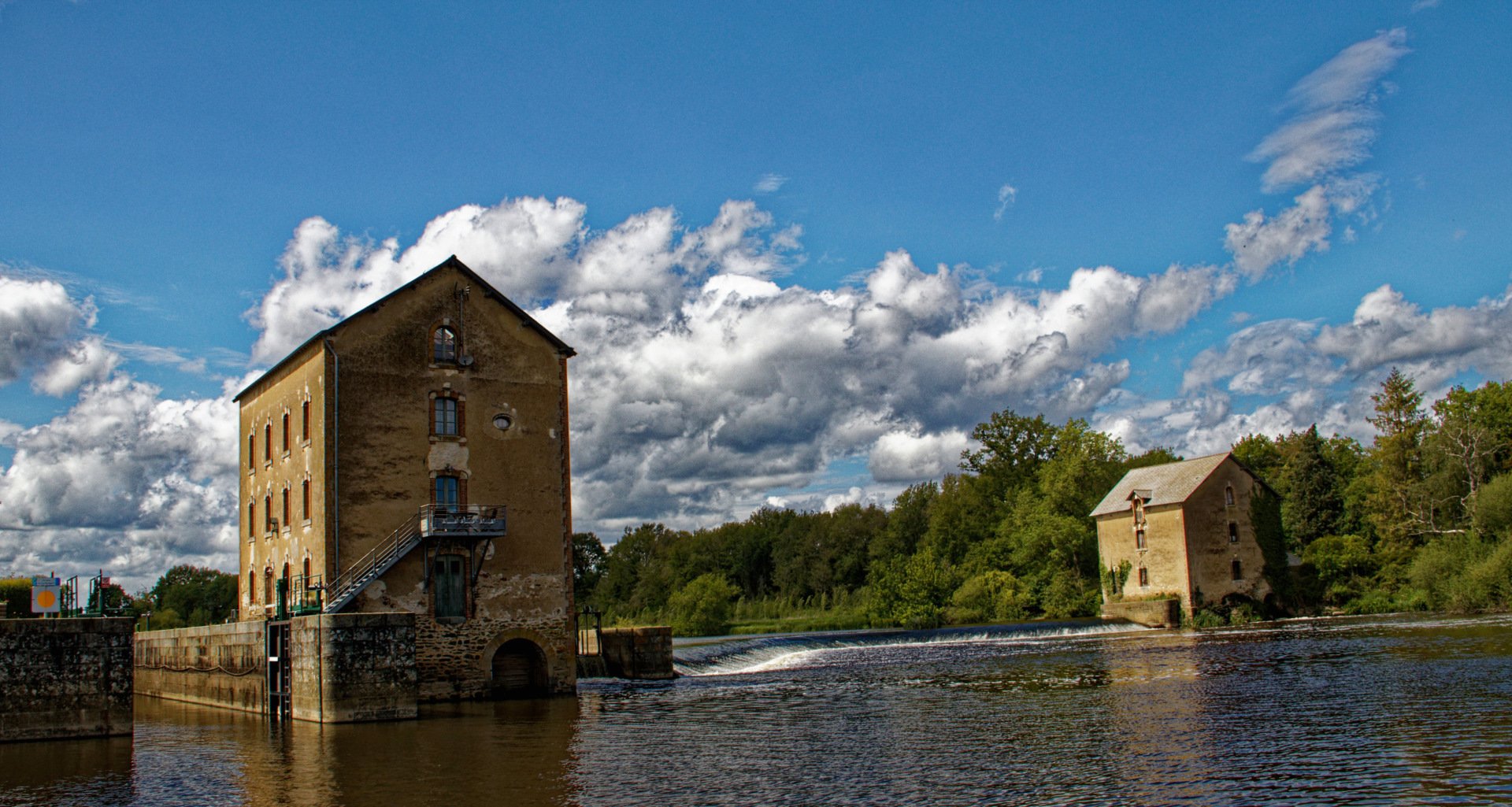 Ecluse-de-la-Rongere.jpg