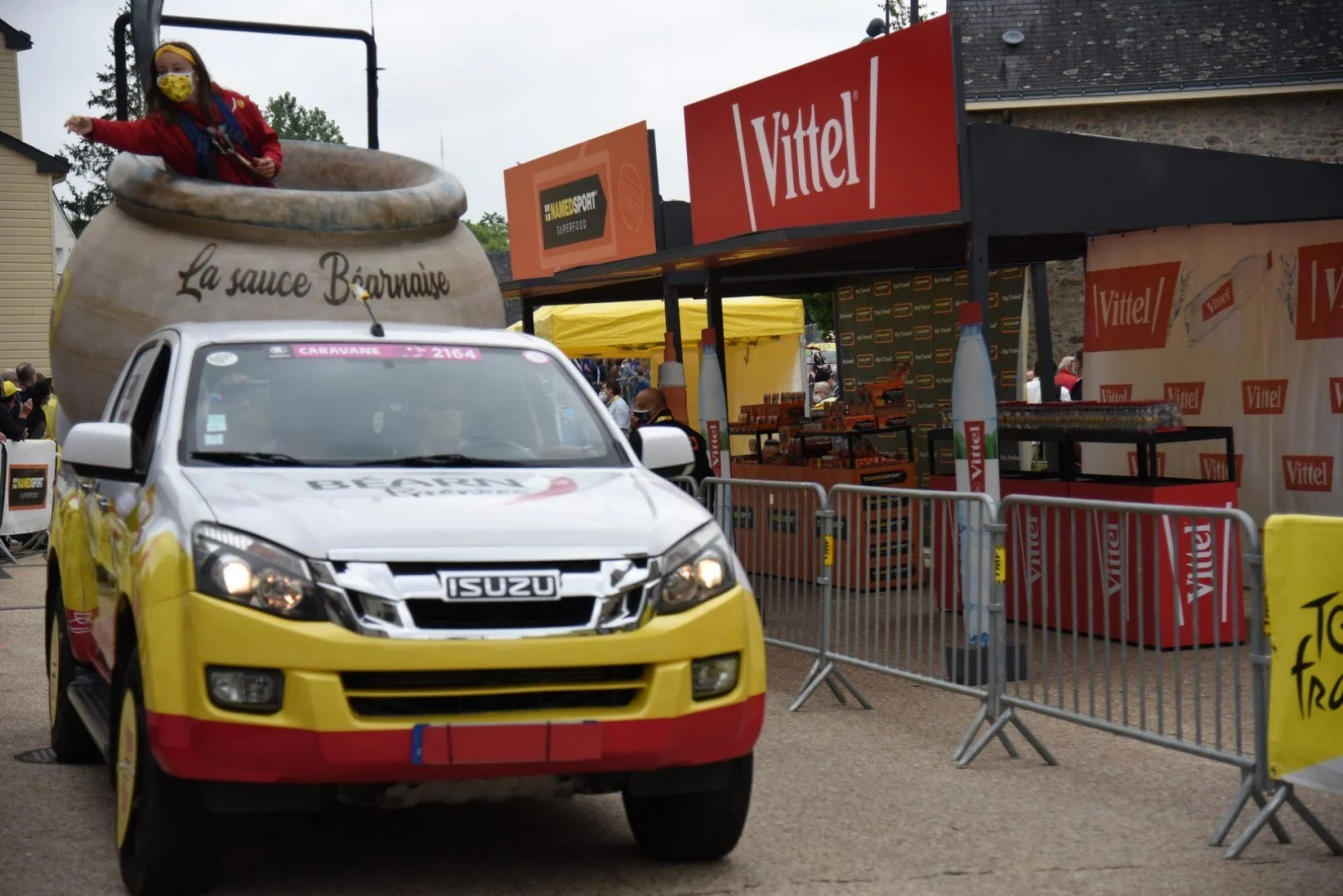 TDF2021-caravane_035.jpg