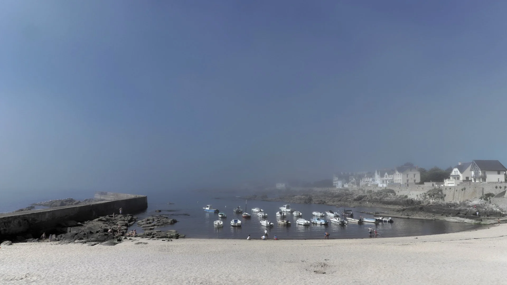 Brume-sur-Batz-sur-Mer.jpg