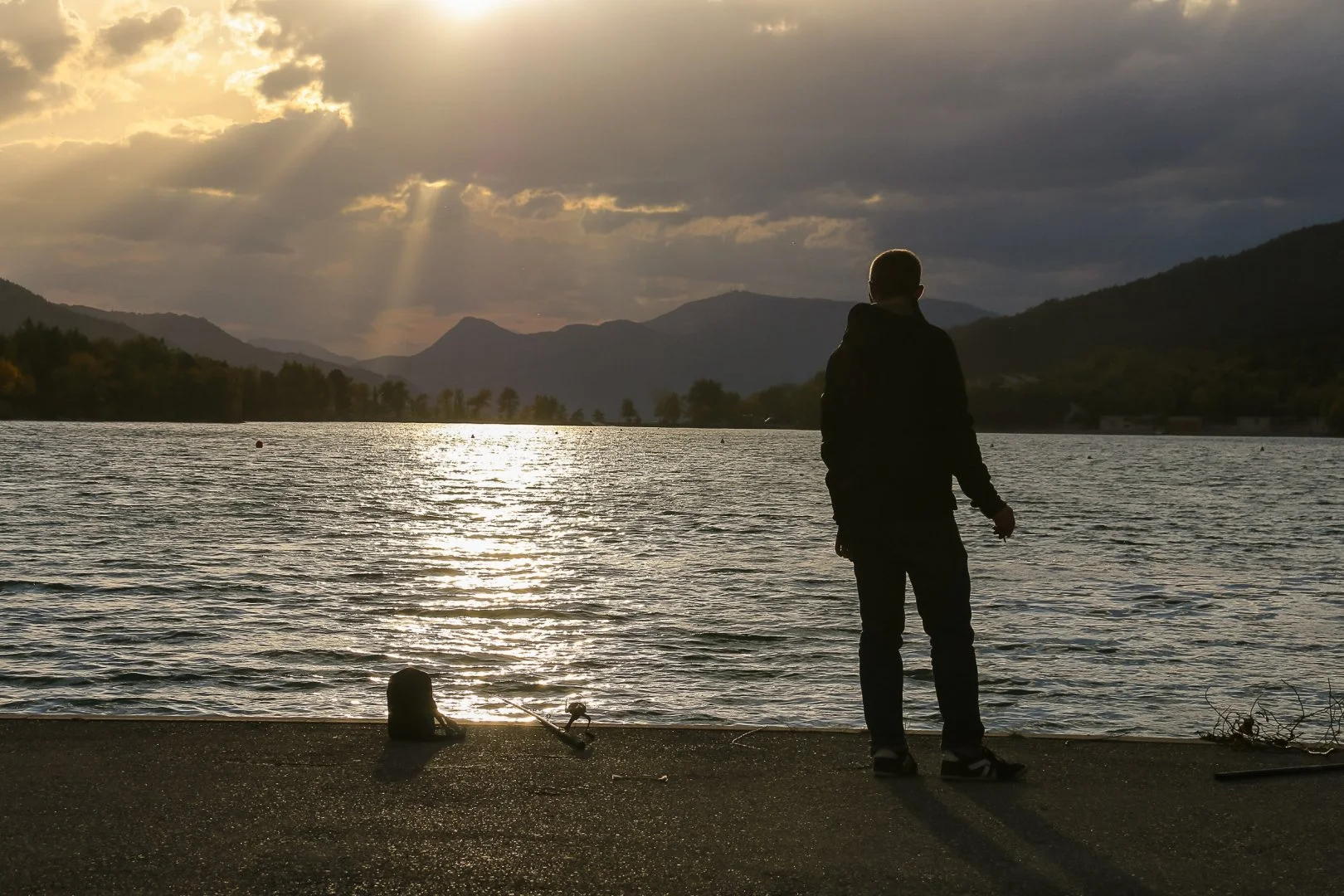 Lumière-sur-le-lac.jpg