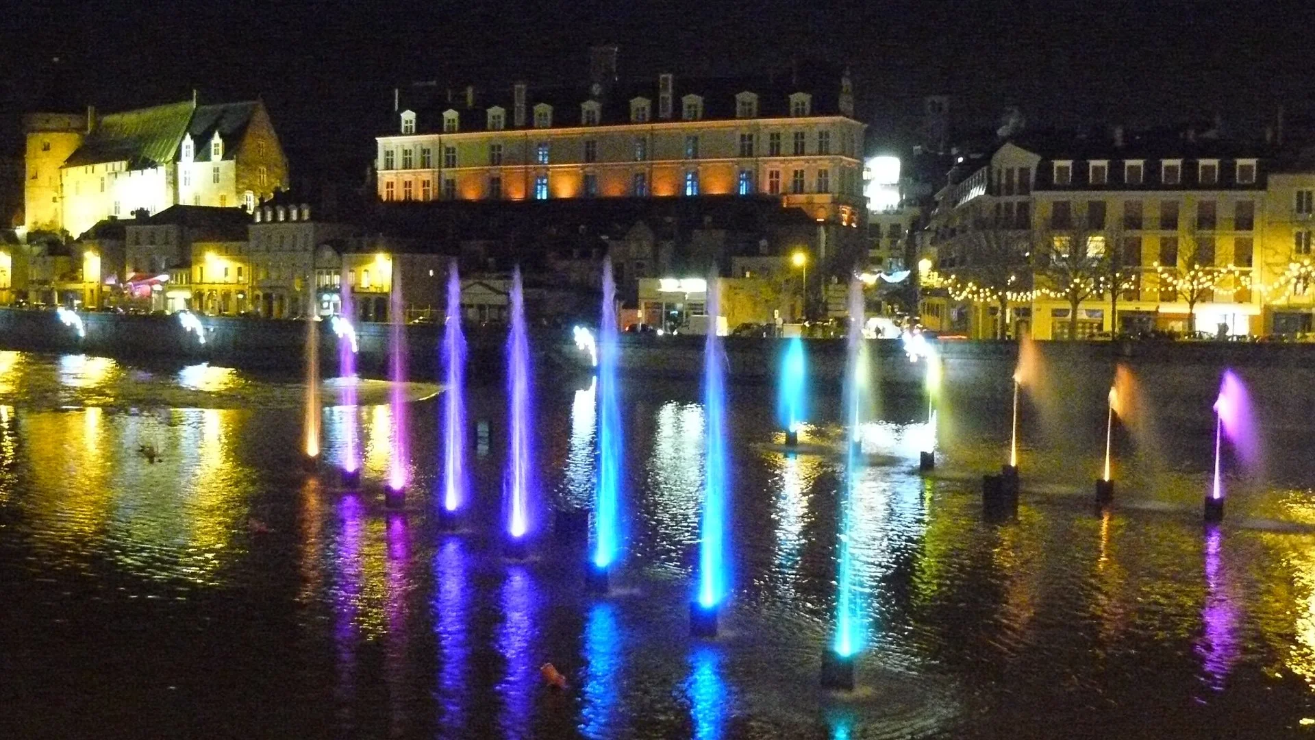Laval-en-couleurs.jpg