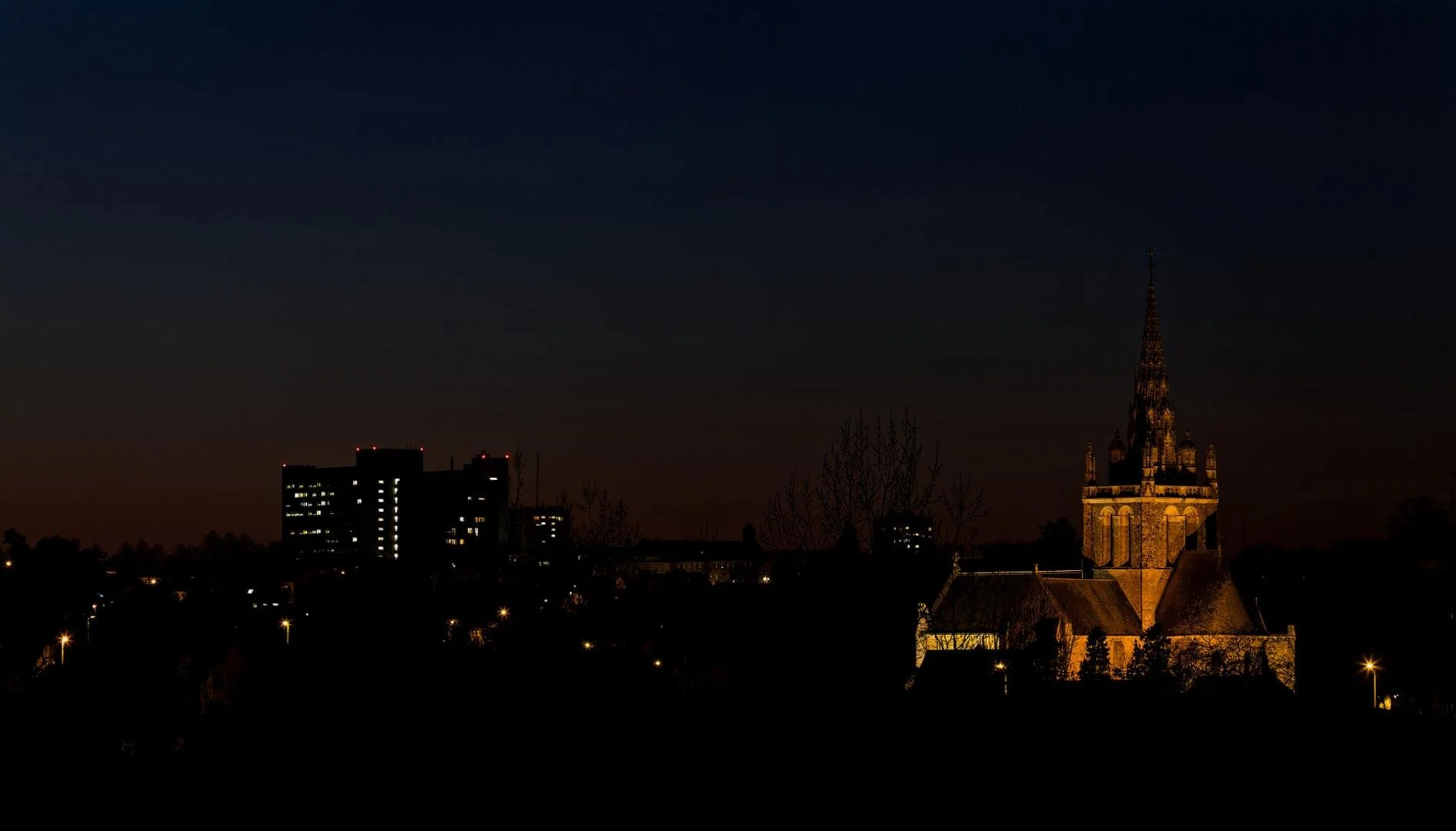 la-nuit-repose-les-ames-et-les-corps.jpg