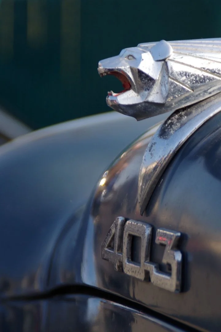 Lion-Peugeot-403.jpg