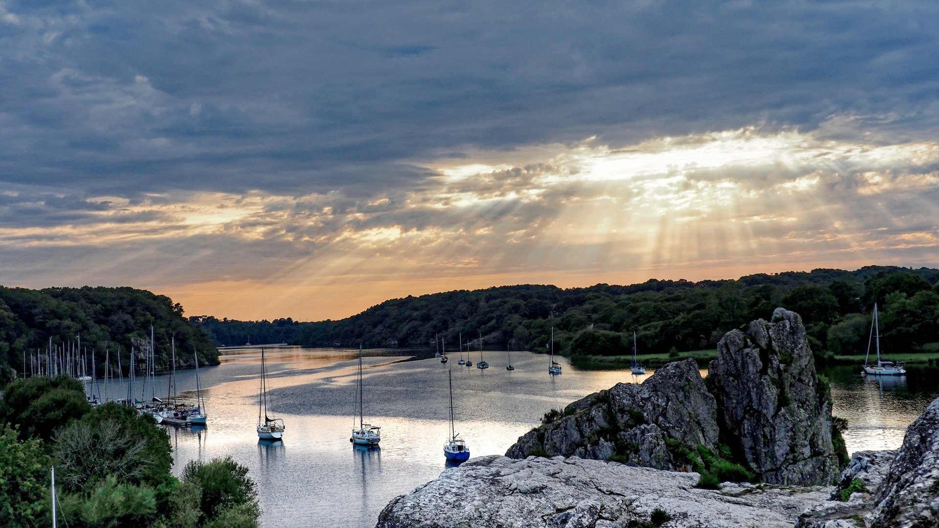 Coucher-de-soleil-port-de-La-Roche-Bernard-.jpg