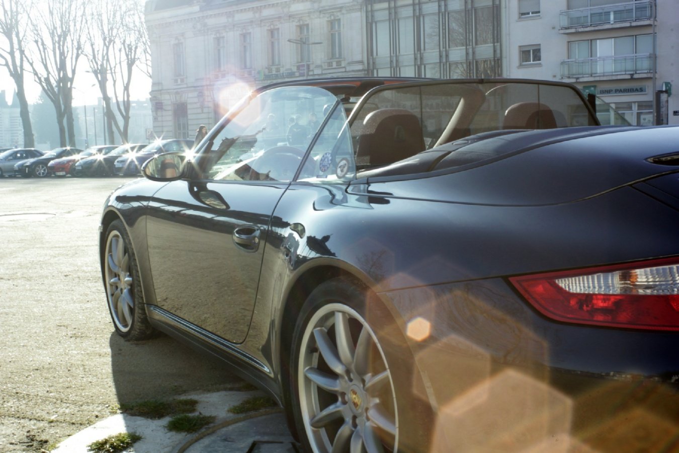 Porsche_1.jpg