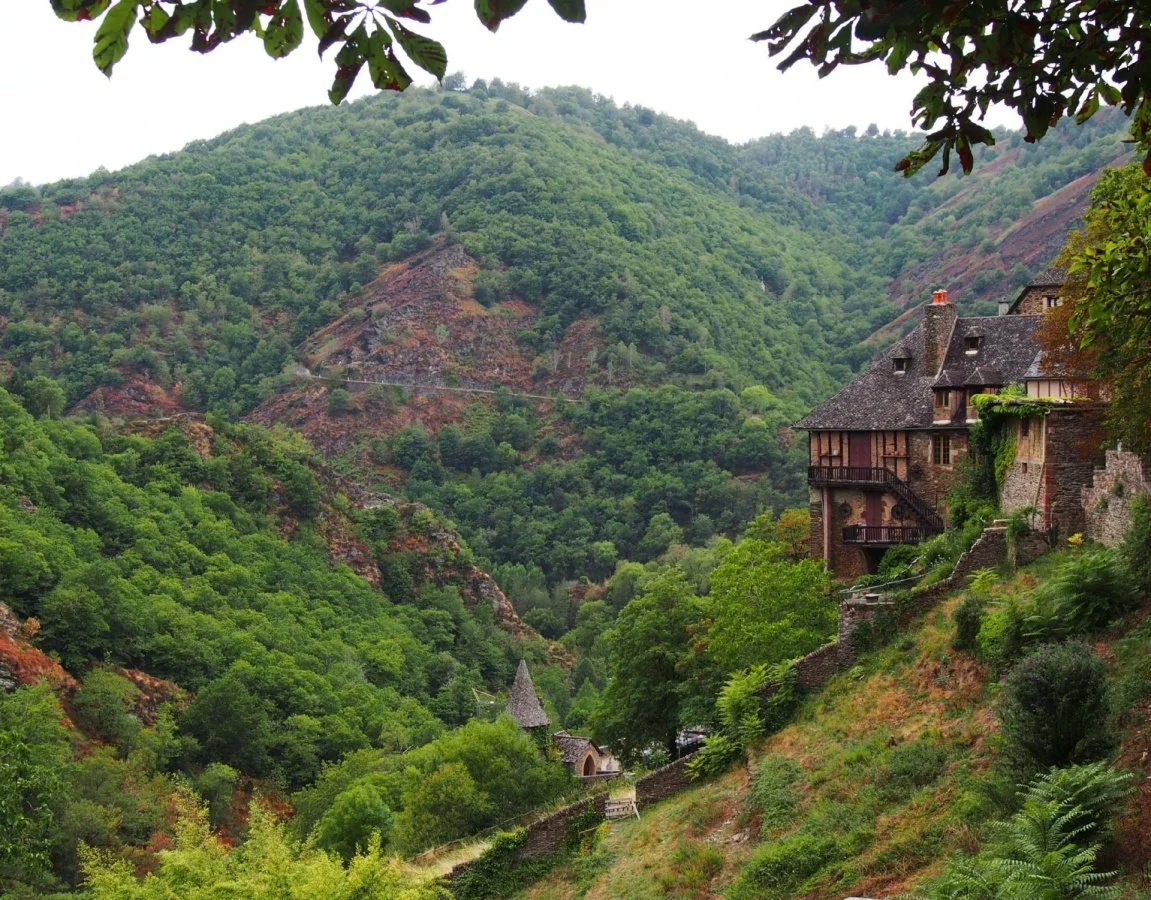 Conques.jpg