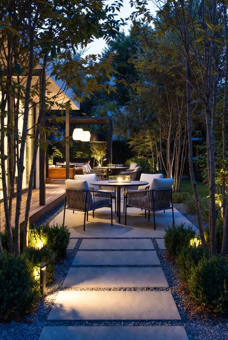 uteplats nedanför terassen .jpeg