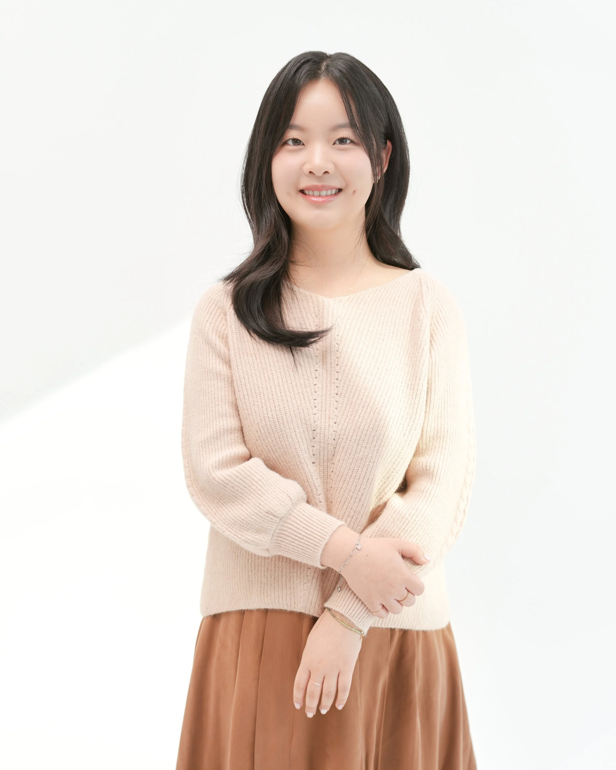 korean-speaking, warm, therapist. Therapy in New York and New Jersey