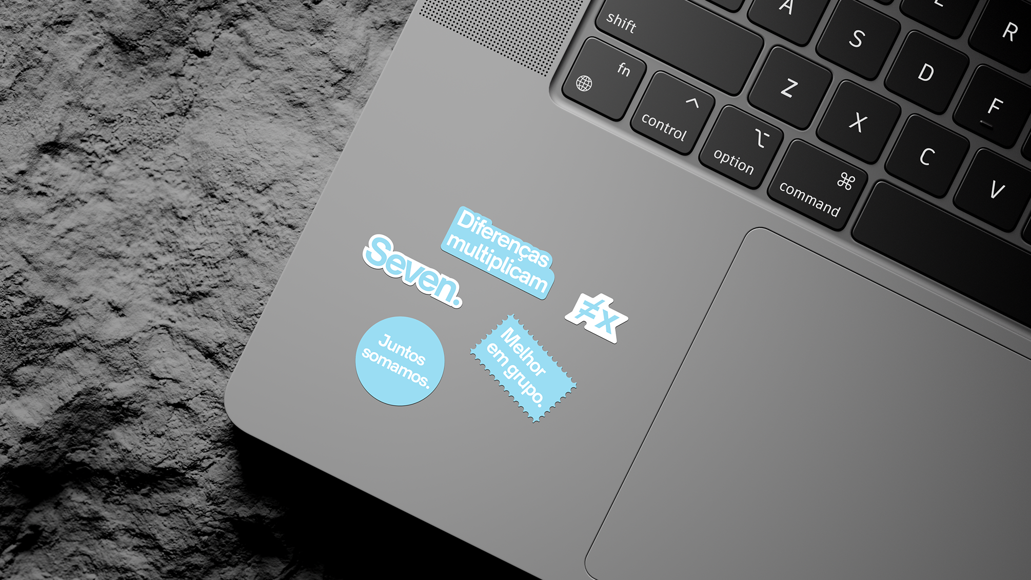 mockup adesivo 1.png