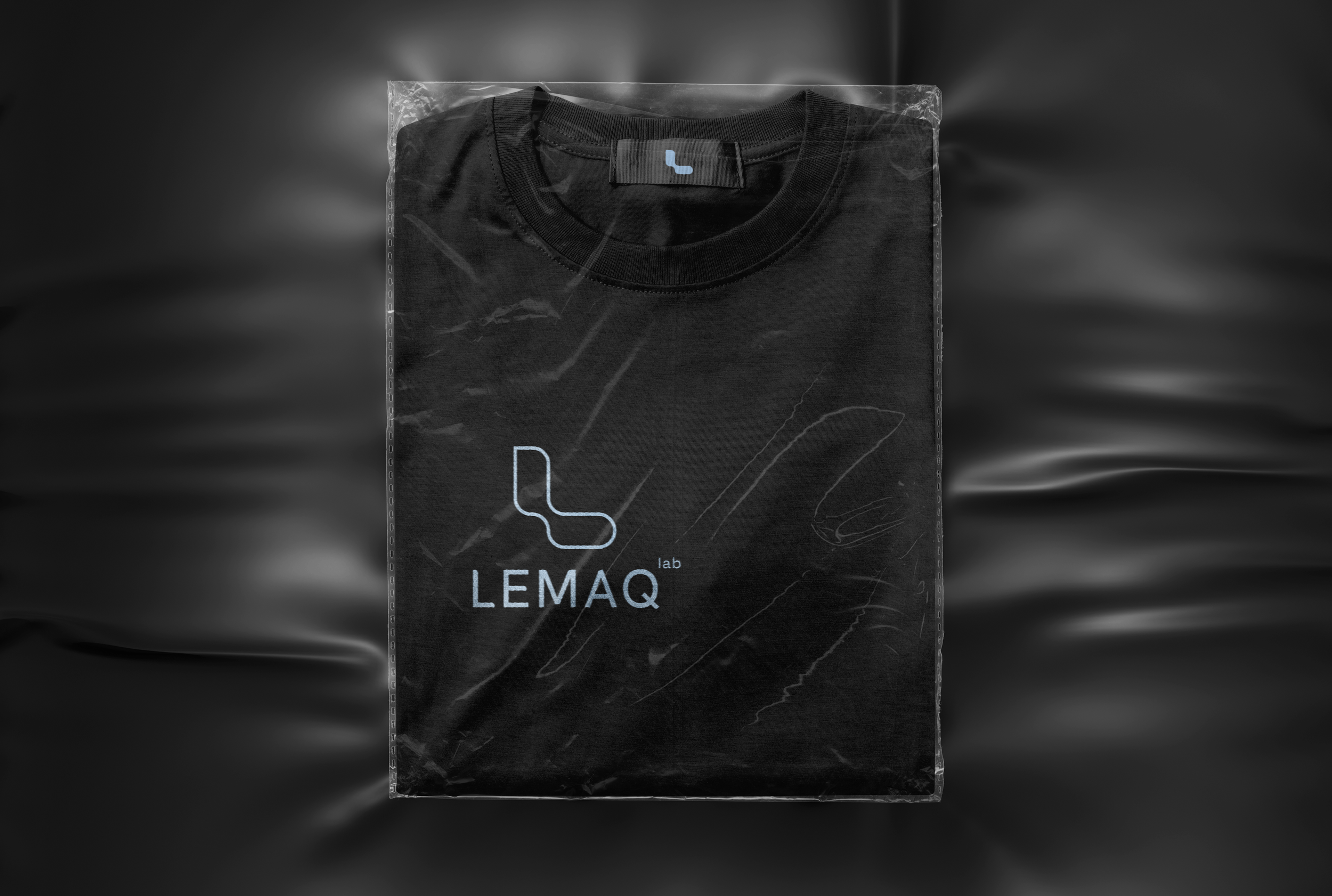 T-shirt Mockup lemaq.png