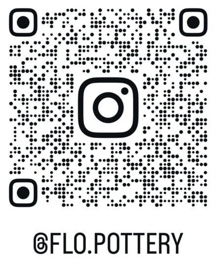 Instagram QR code with username @FLO.POTTERY.