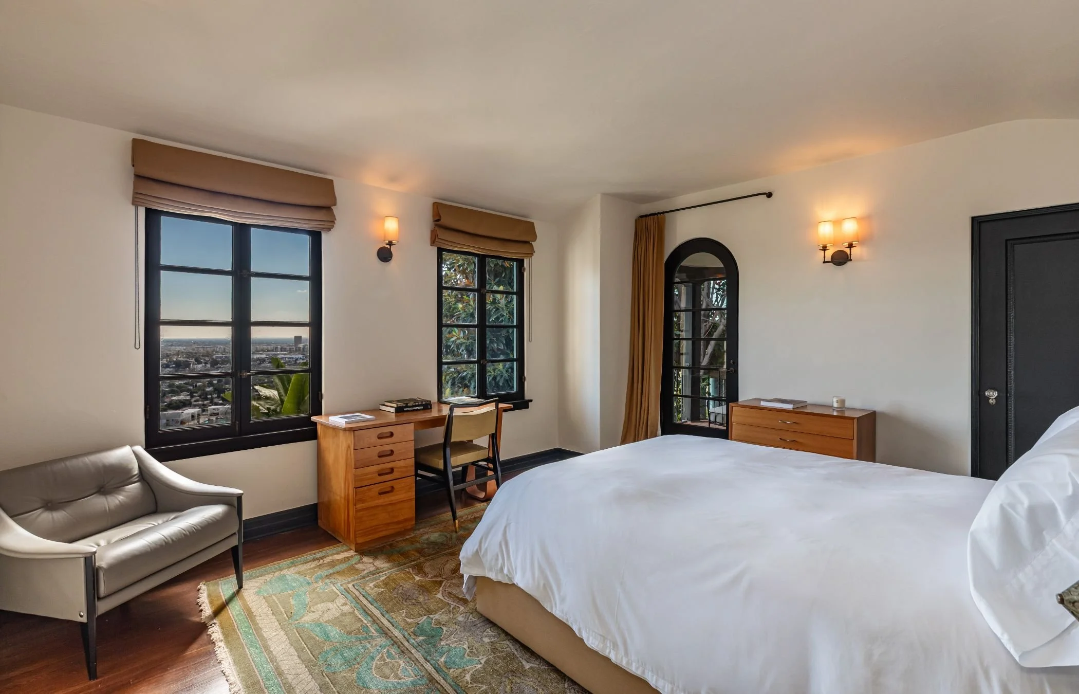 021 8440HaroldWay078-PS.jpg