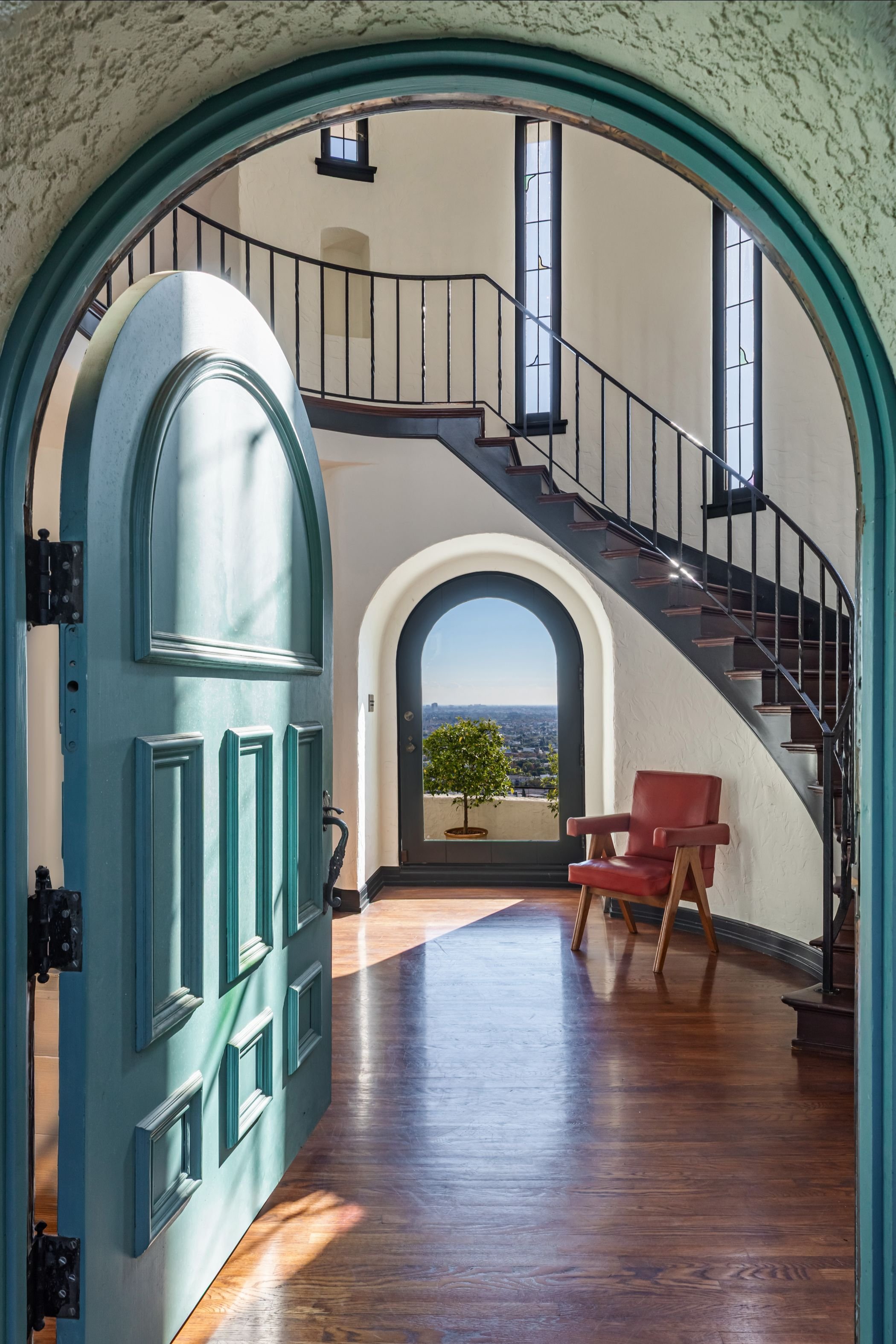 005 8440HaroldWay019-PS.jpg