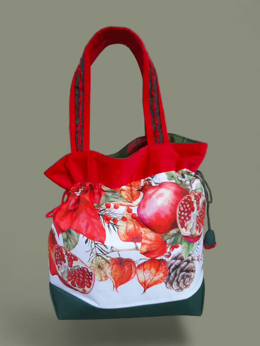 Гранати та шишки