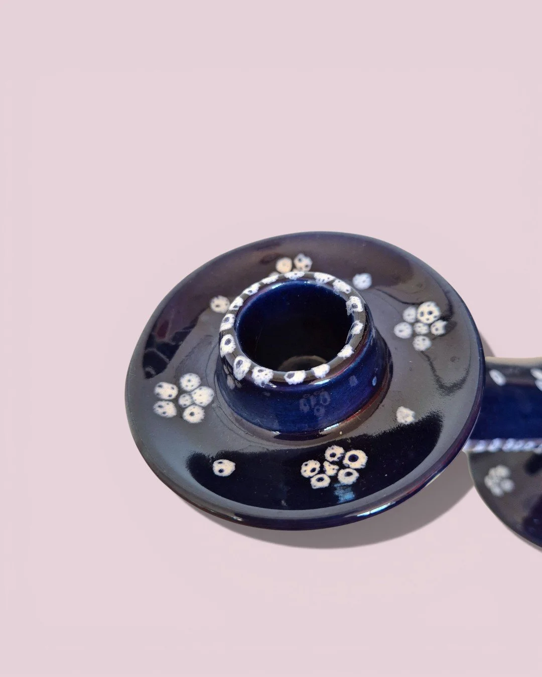 2026-2-061 Підсвічник Сутінки_AI_003.jpg