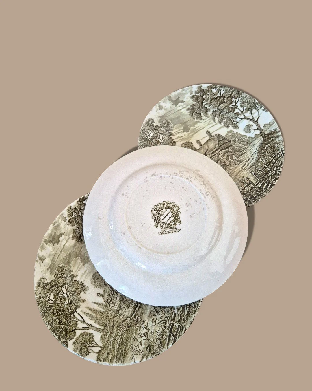 2026-2-075 Сет тарілок Anne Hathaways Cottage_AI_011.jpg