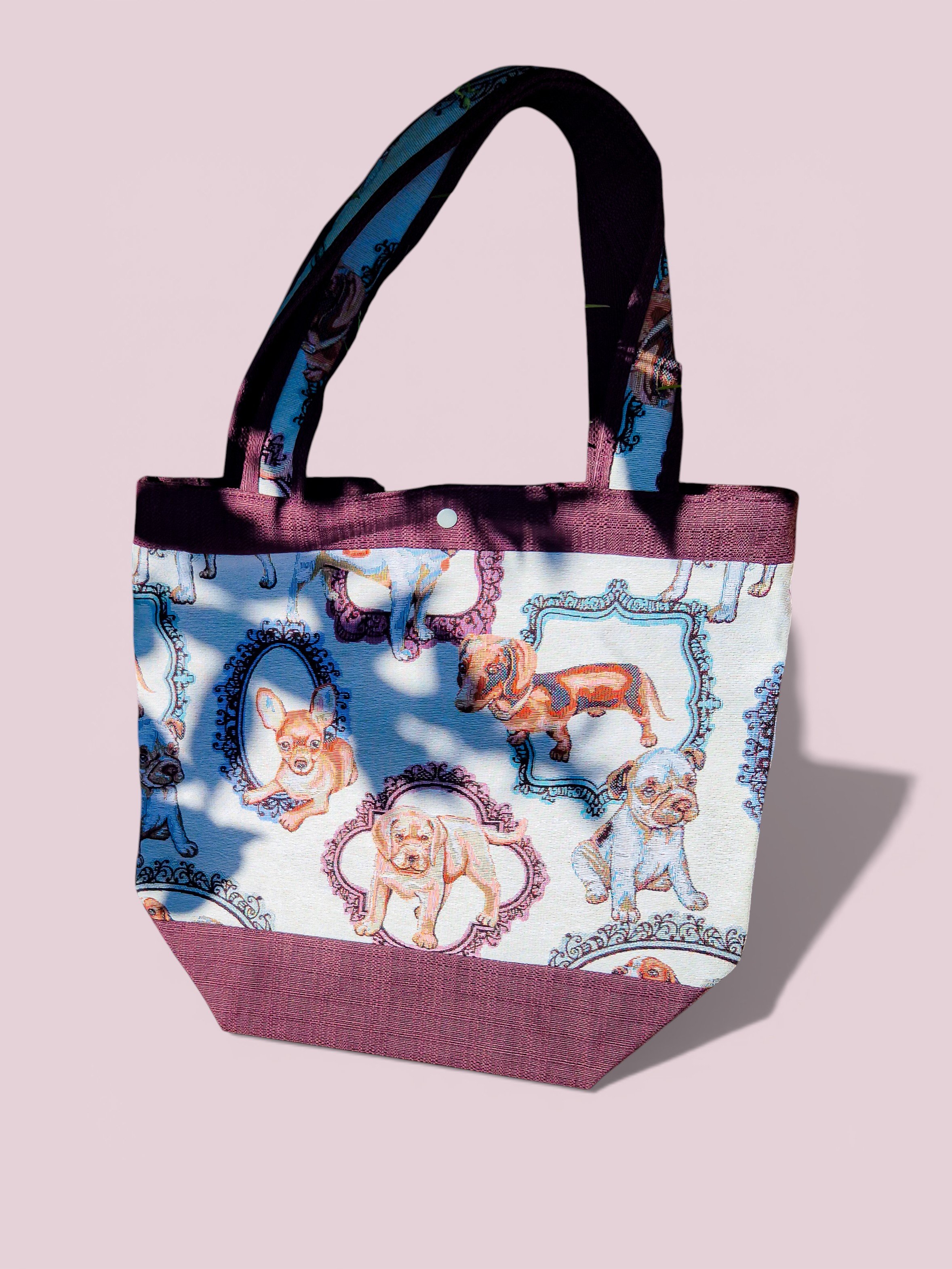 Маленькі собачки в рамках