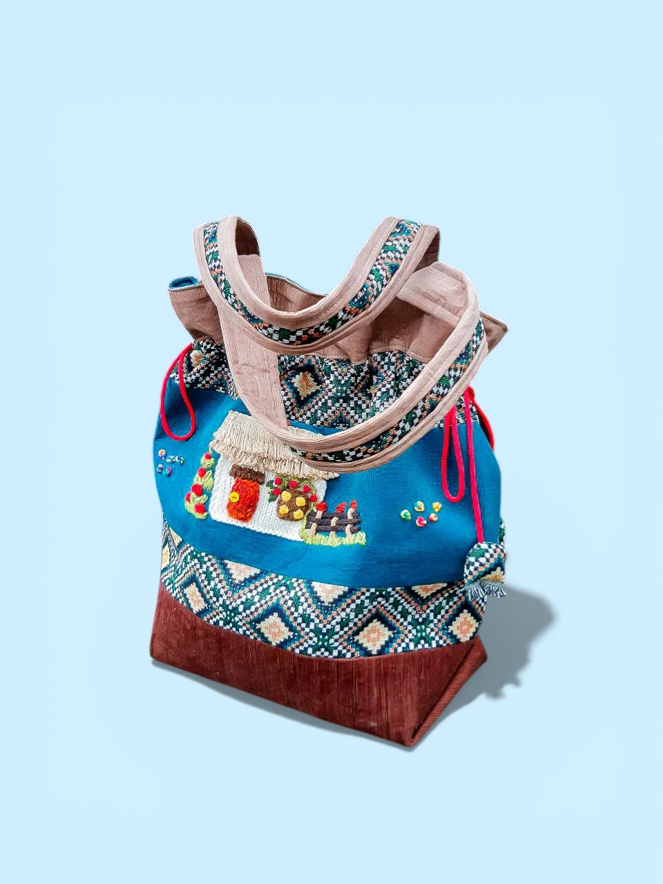 Хатка з тином