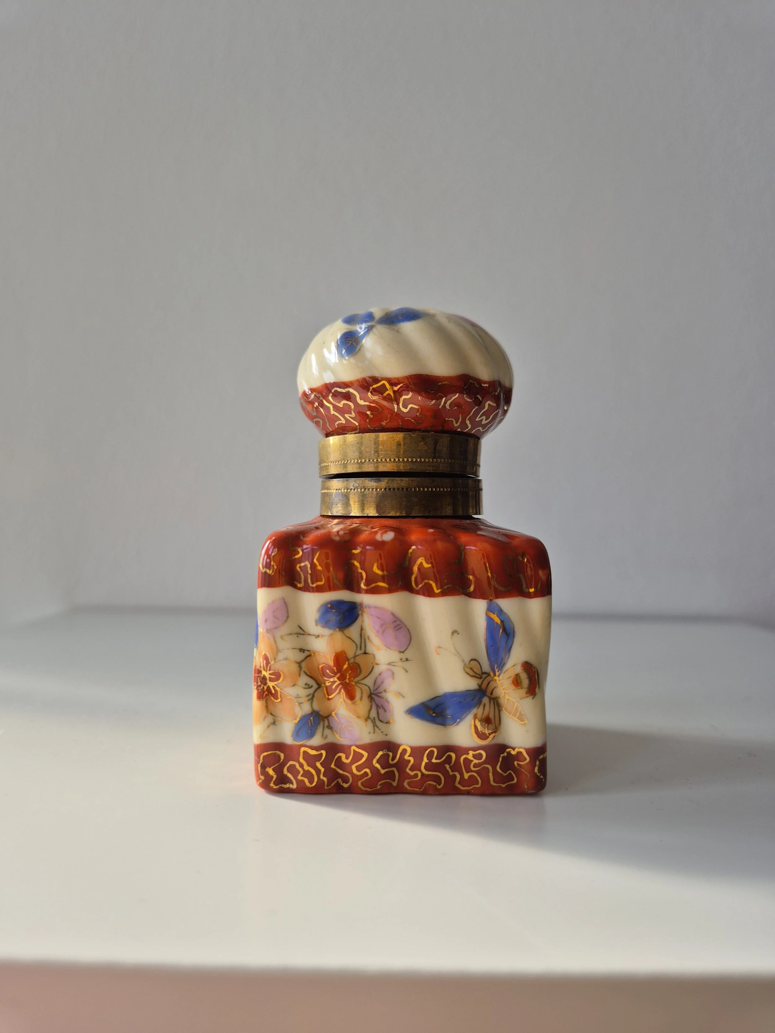 Чорнильниця Сакура