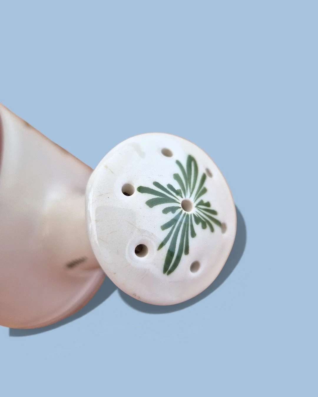 2026-2-059 Декоративна лійка_AI_002.jpg