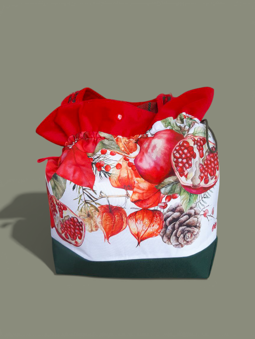 Гранати та шишки_AI (6).png