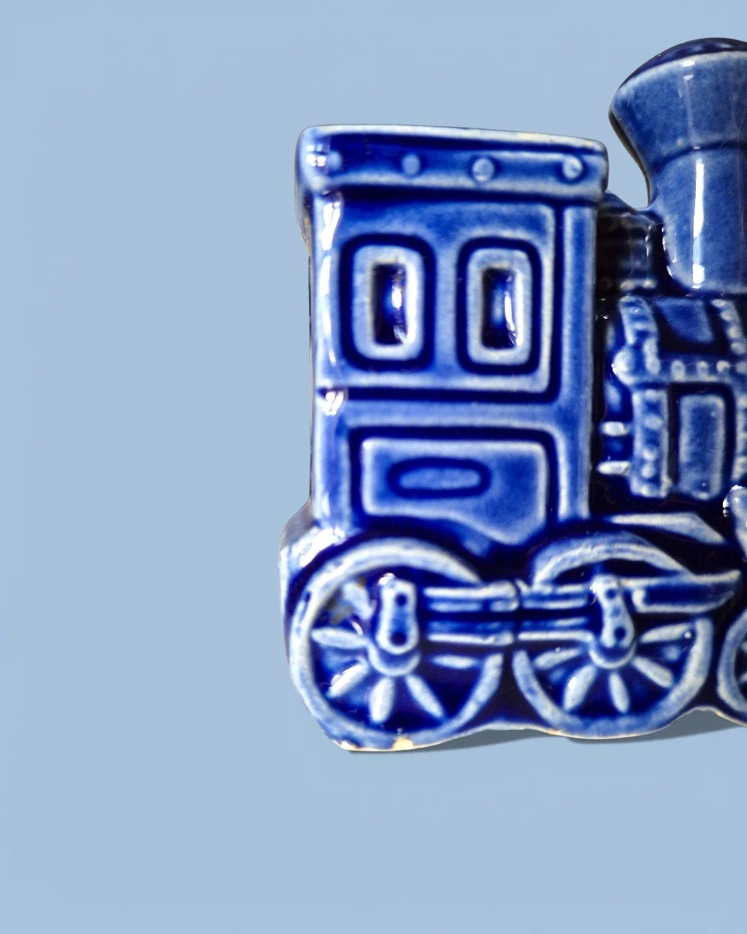 2026-2-084 Підставка для зубочисток Потяг_AI_003.jpg