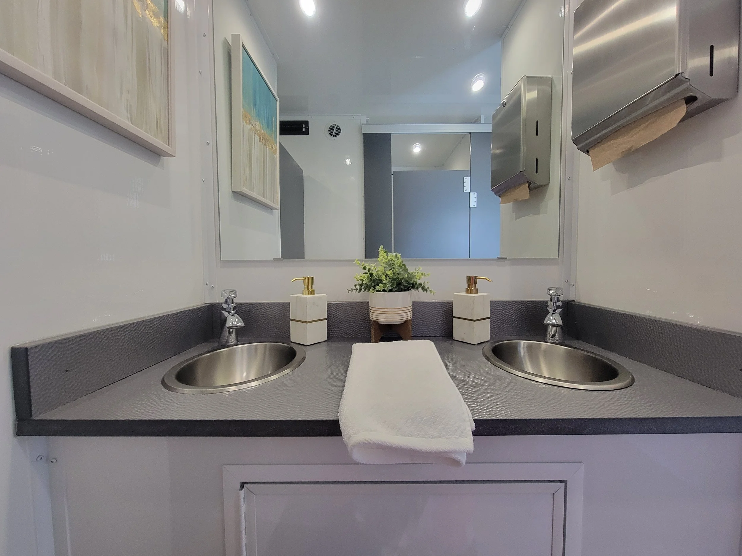 1513-Womens-sink-Restroom-Trailer-For-Sale.jpg