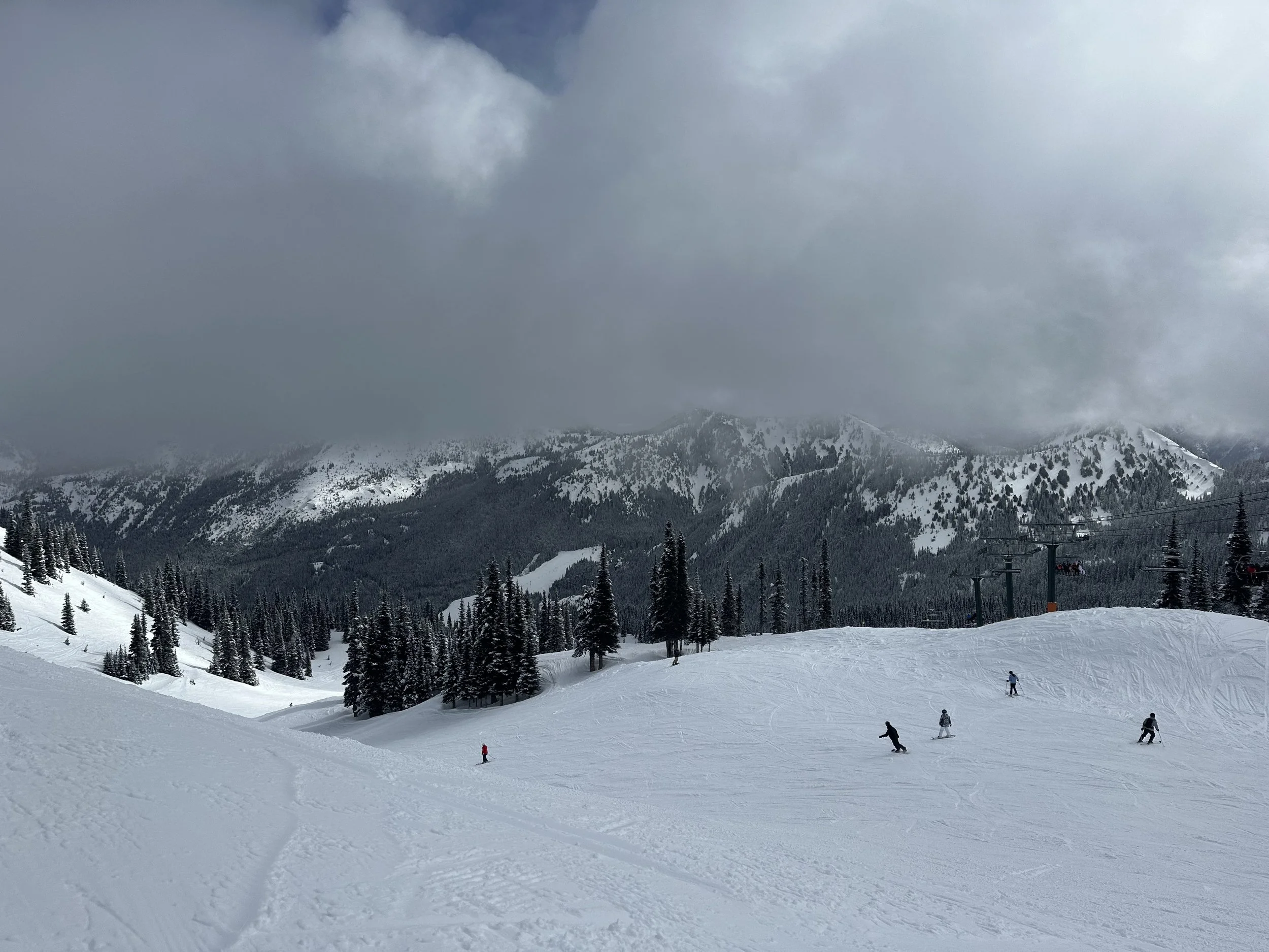Snowboarding in Washington, 2023