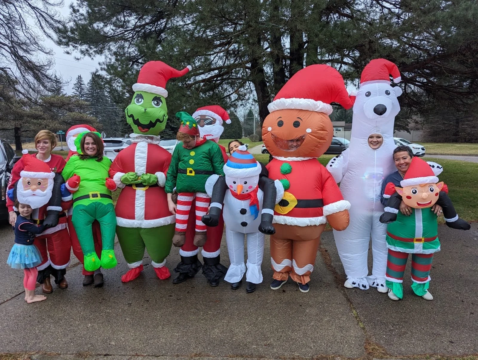 Family Christmas outfits, 2023