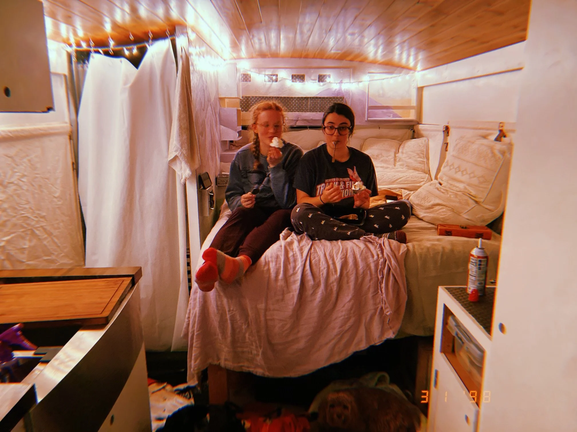 Girls weekend in the bus, Washington, 2025