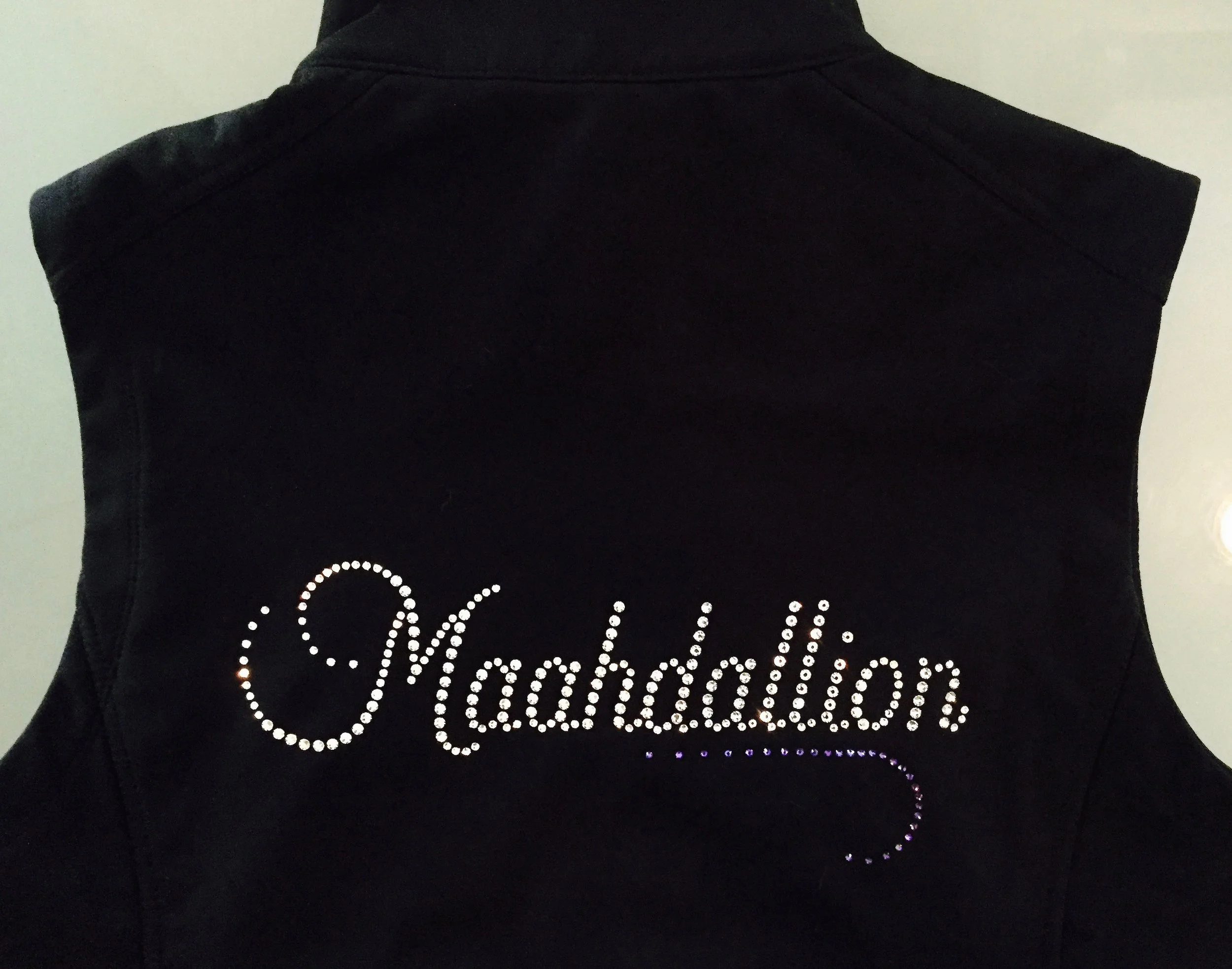 Maahdallion vest