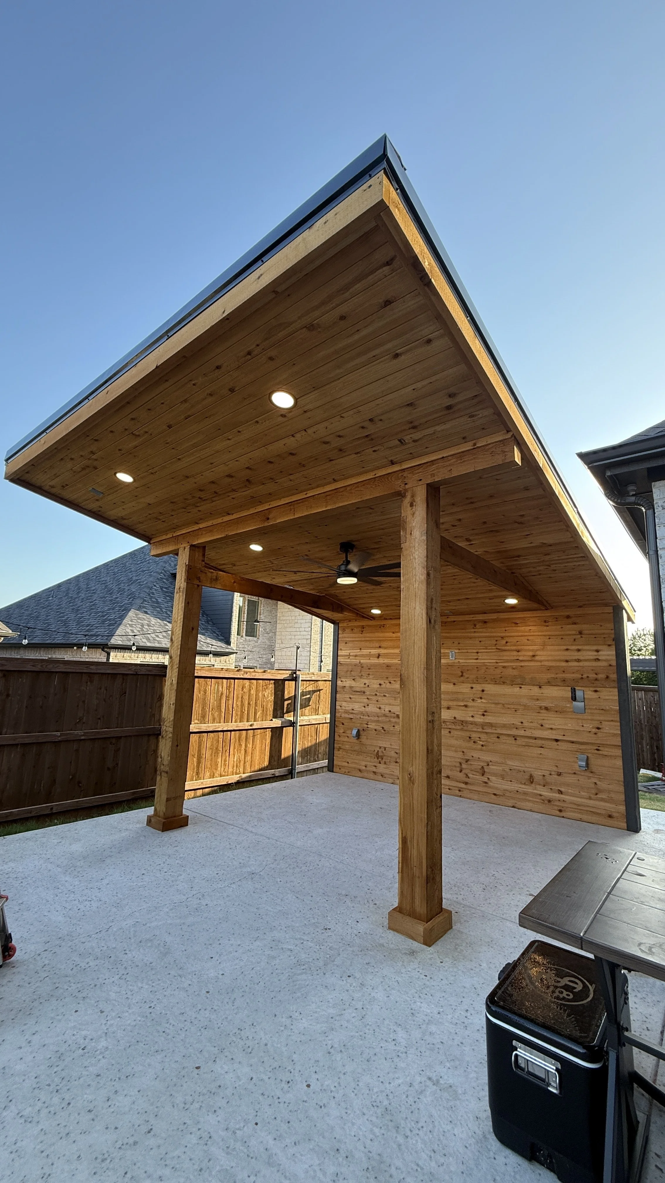 Edwards Design & Construction | Custom Homes and Outdoor Living Environments