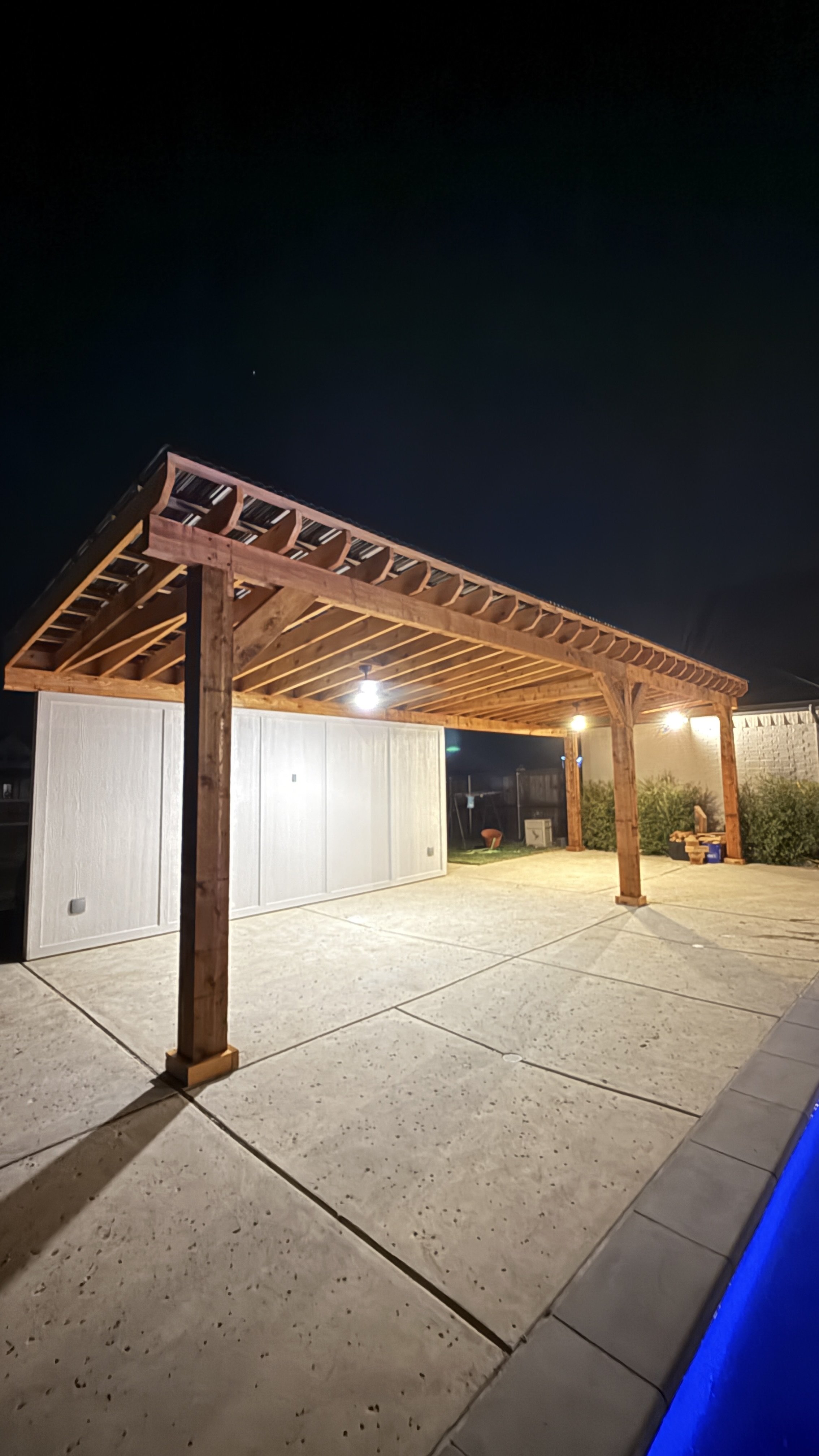 Edwards Design & Construction | Custom Homes and Outdoor Living Environments