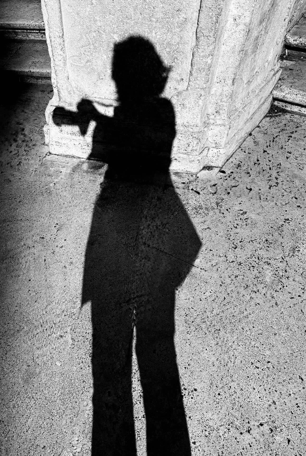Donna Lancia self portrait black and white in silhouette