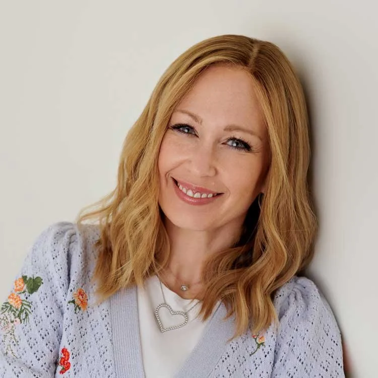 Headshot of Suri Nowosiolski, LCSW, MSpEd