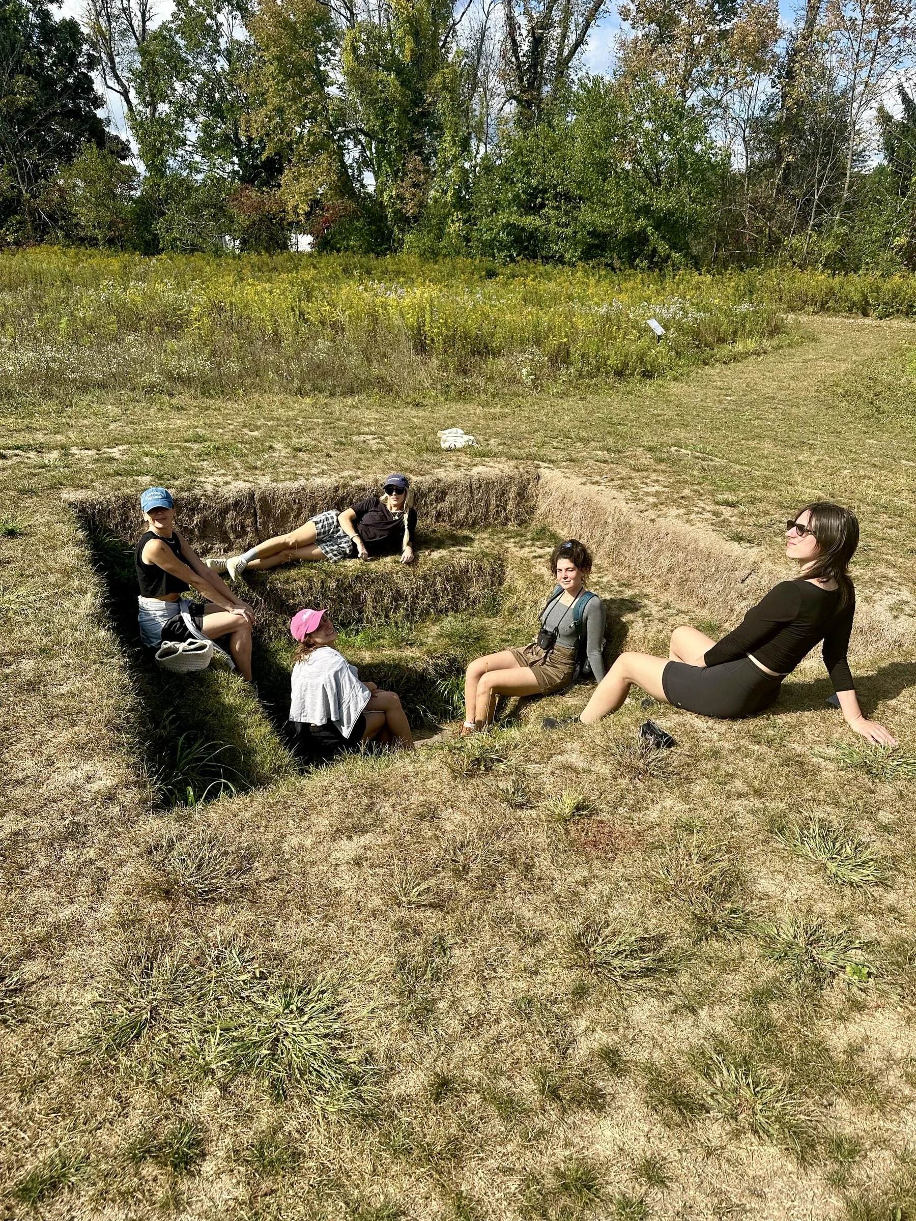 Outdoor conversation pit