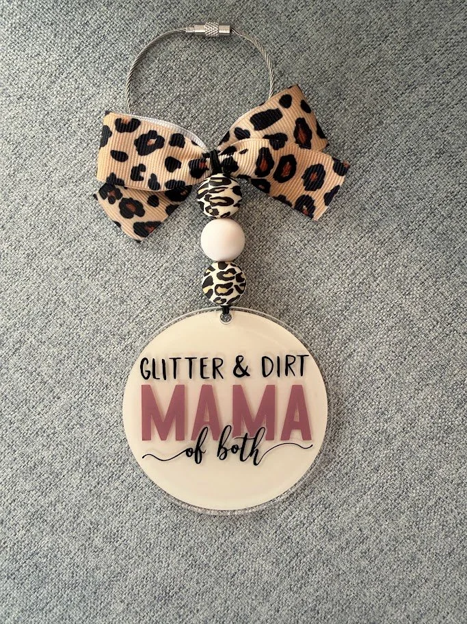 Mama of both with loops beads and bow.jpg