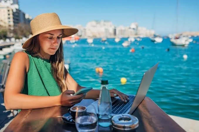 How to Become a Digital Nomad: A Beginner’s Guide to Working From Anywhere