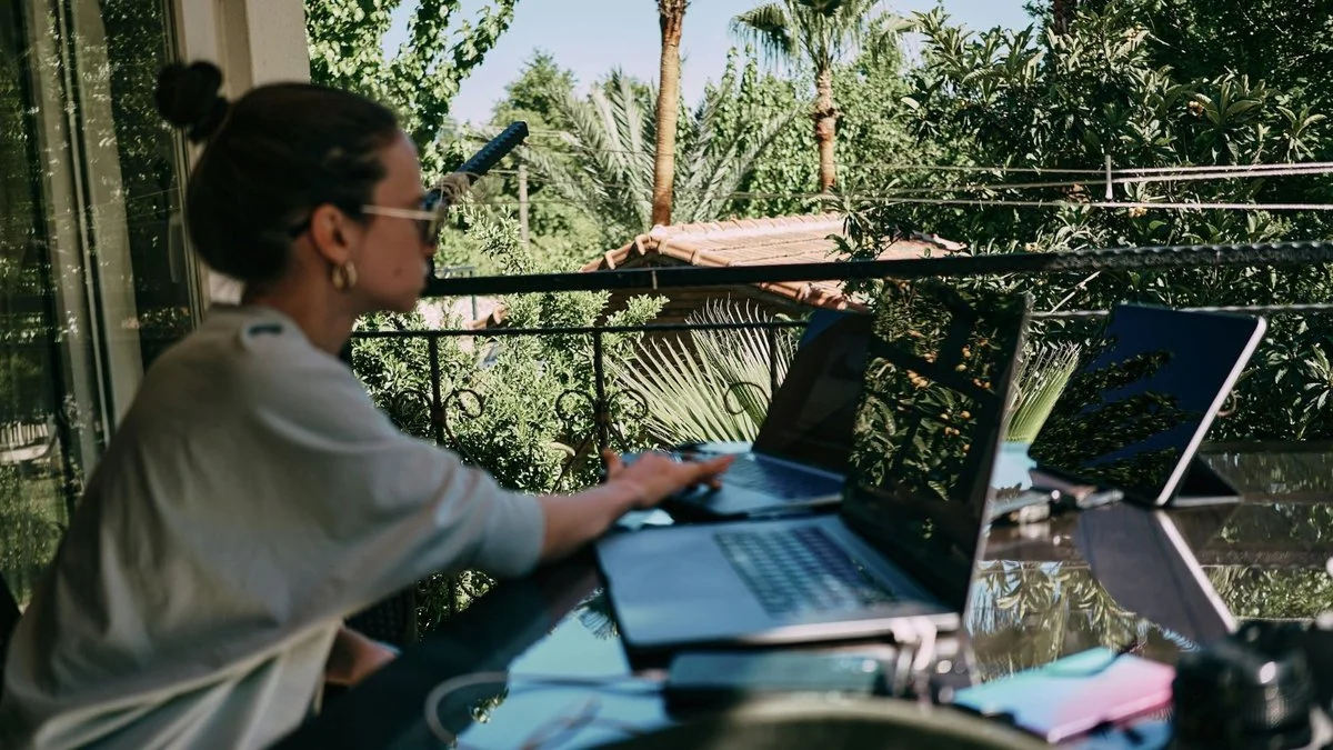 What Is a Digital Nomad? A Complete Beginner's Guide