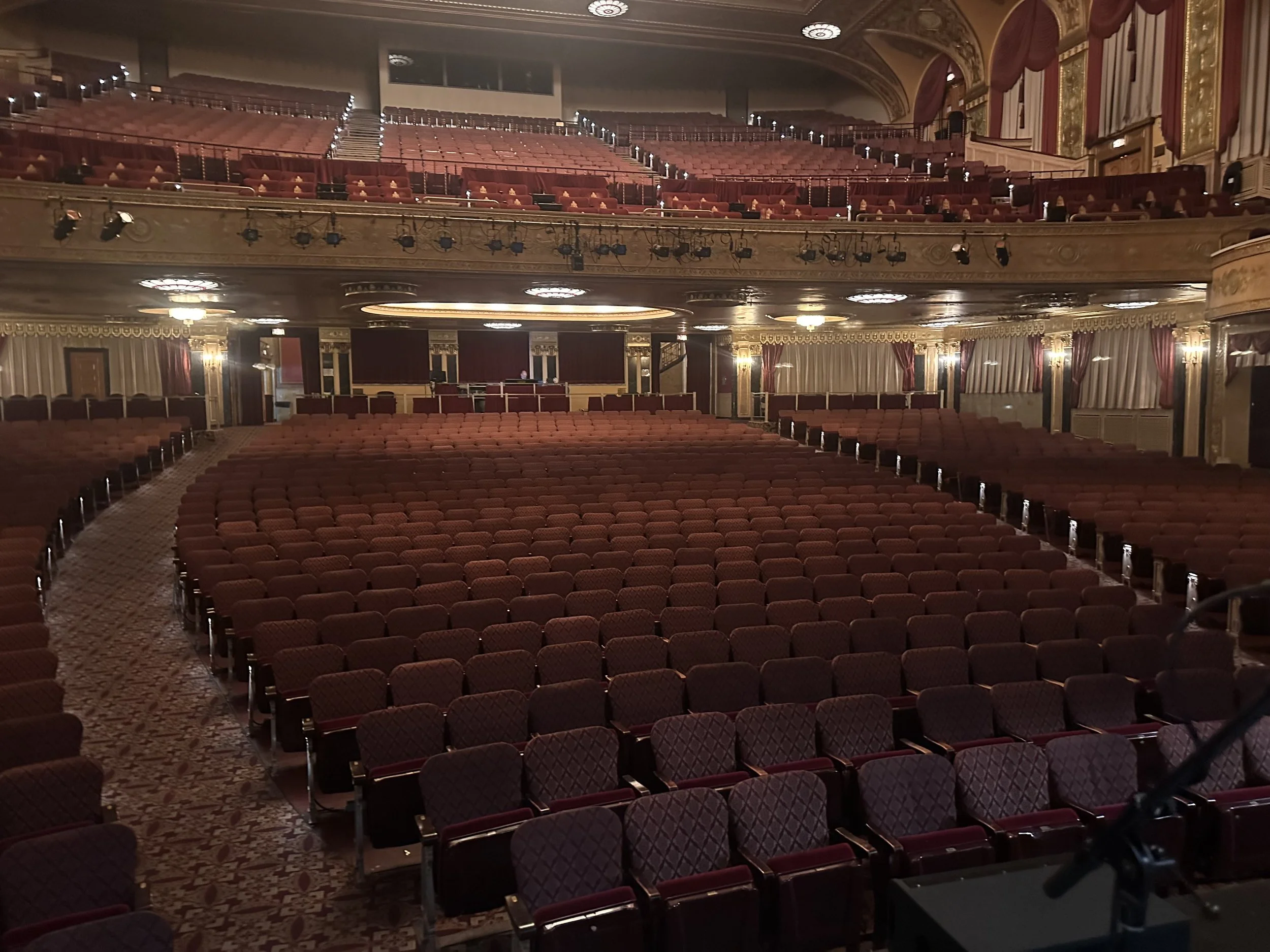Warner Theater.jpg