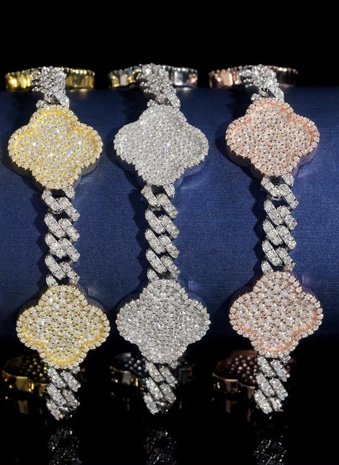 Clover Link 2.5ct VVS Iced Moissanite Bracelet