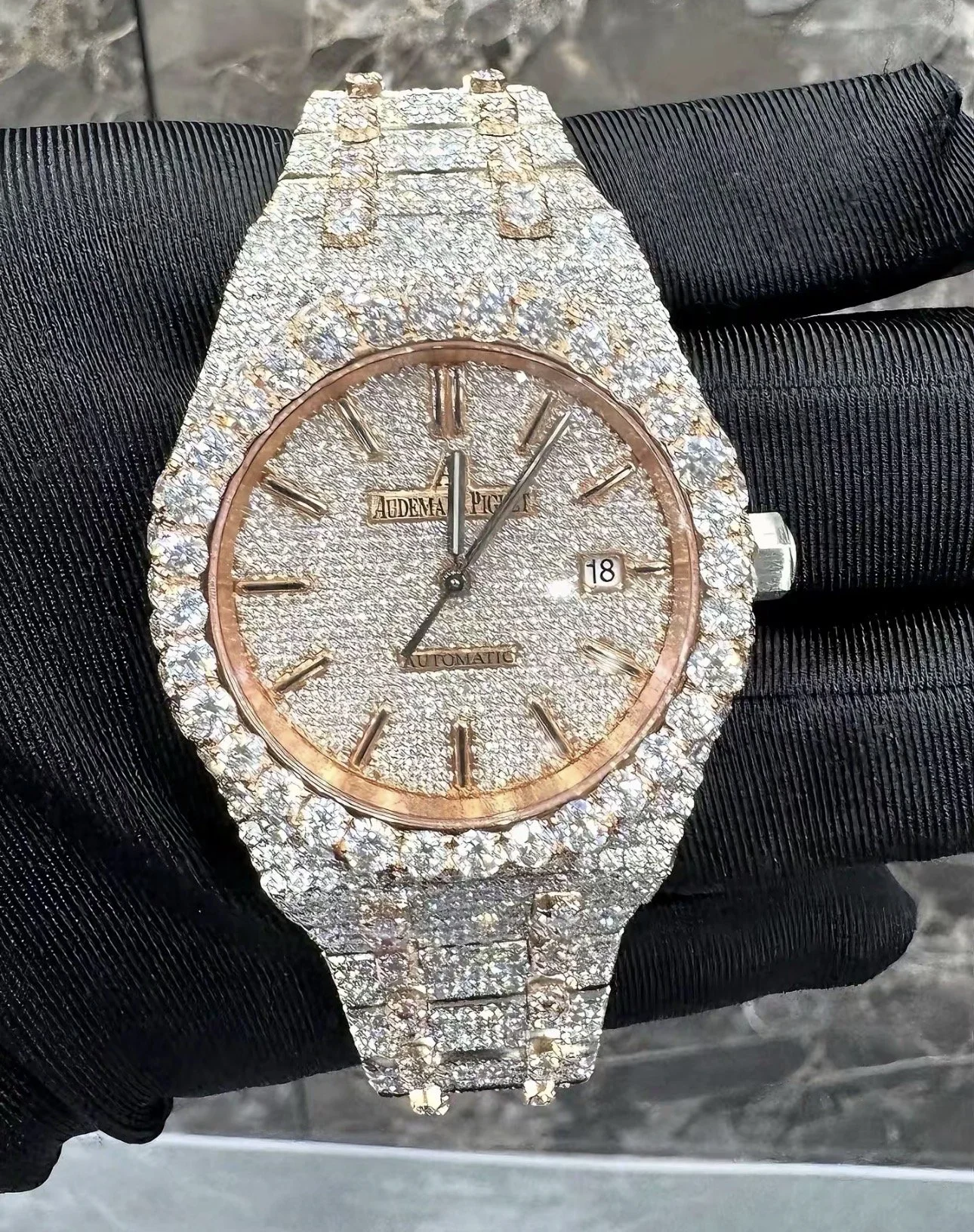 VVS-Style Rose Gold Legacy AP