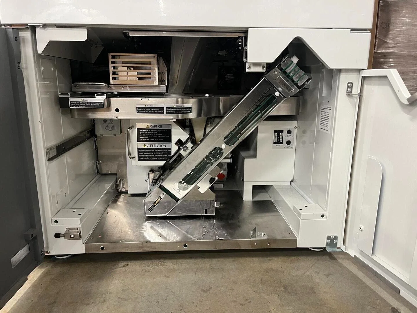 Yuyama Proud 520 Omnicell 7.webp