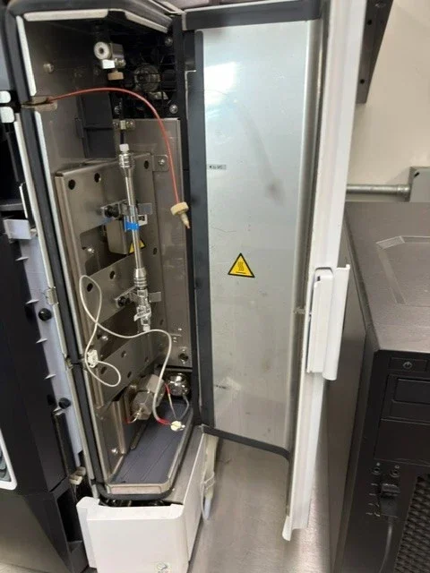 Shimadzu LC 2040C MT 6.webp