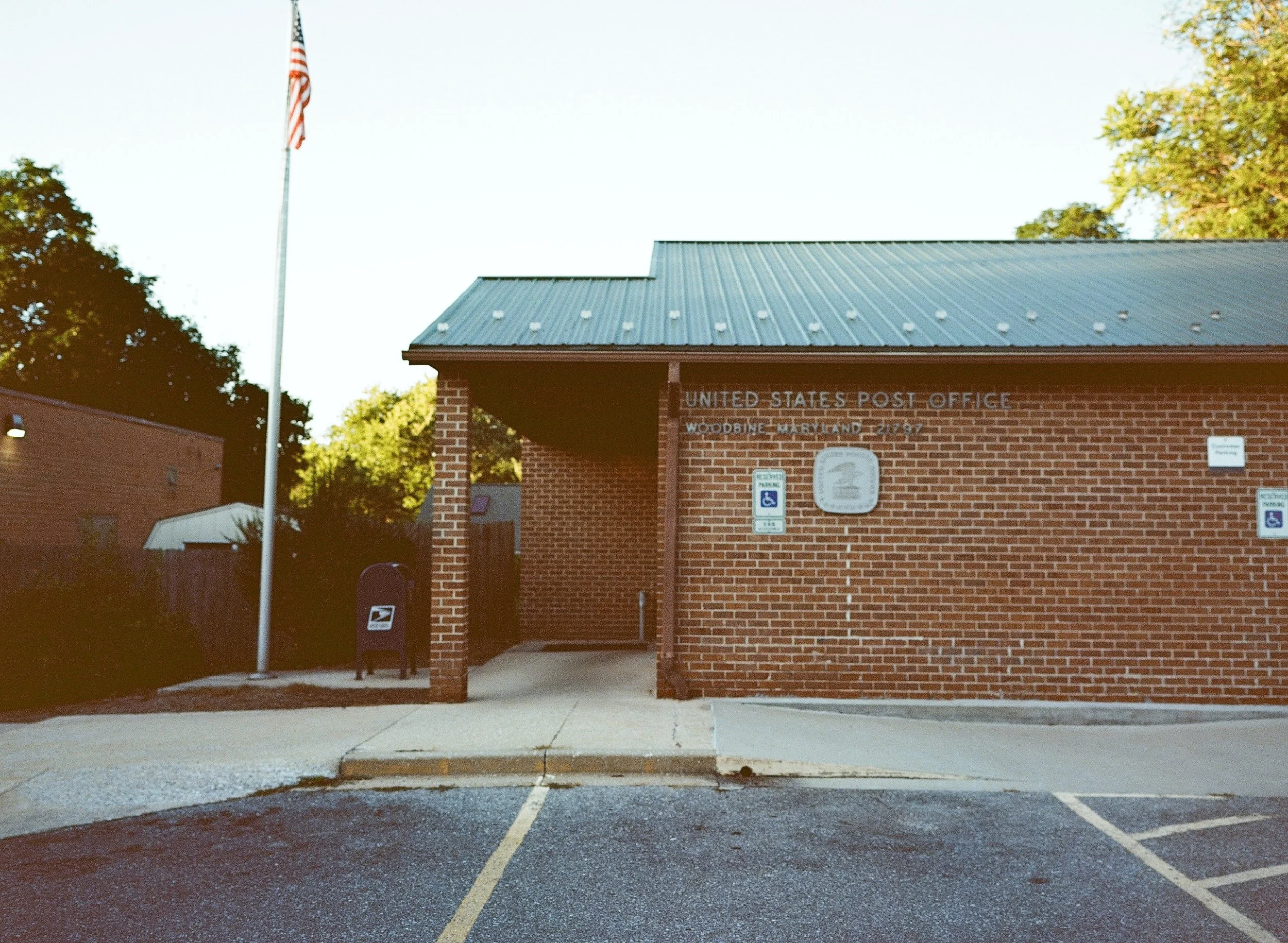 21797 Woodbine 2.jpg